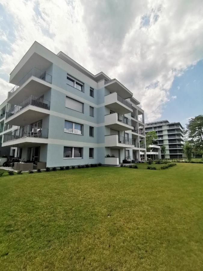 Vizpart Honved Apartman Balatonlelle Exterior foto