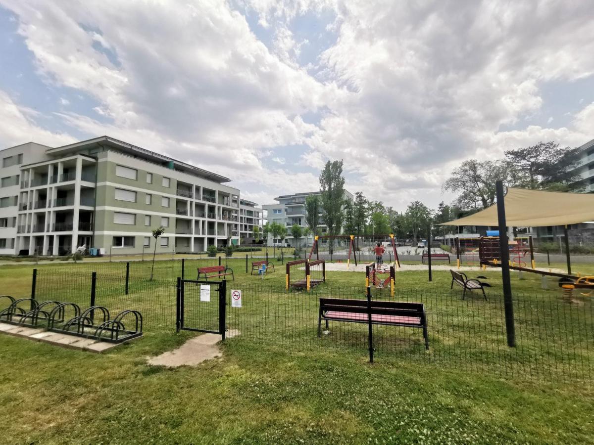 Vizpart Honved Apartman Balatonlelle Exterior foto