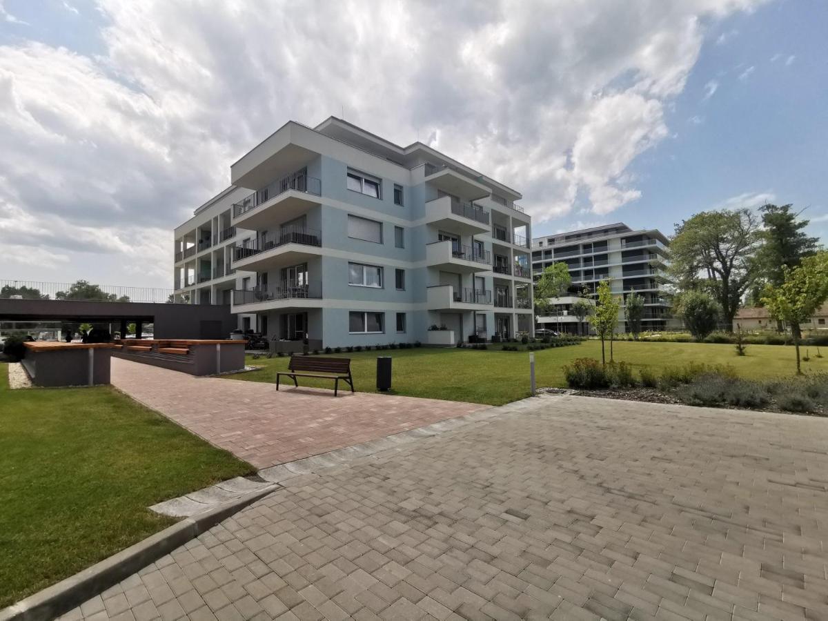 Vizpart Honved Apartman Balatonlelle Exterior foto