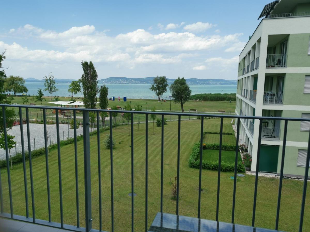 Vizpart Honved Apartman Balatonlelle Exterior foto