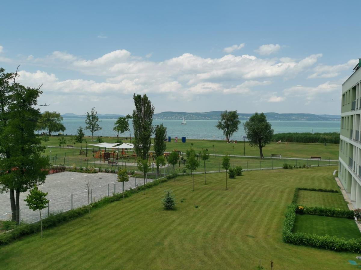 Vizpart Honved Apartman Balatonlelle Exterior foto